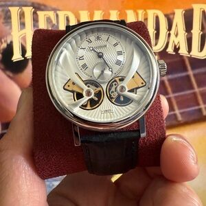 Luxury white and Black Men's Watch